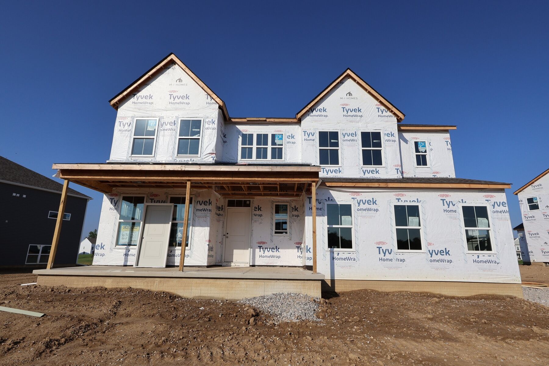 Front Exterior:Front Exterior