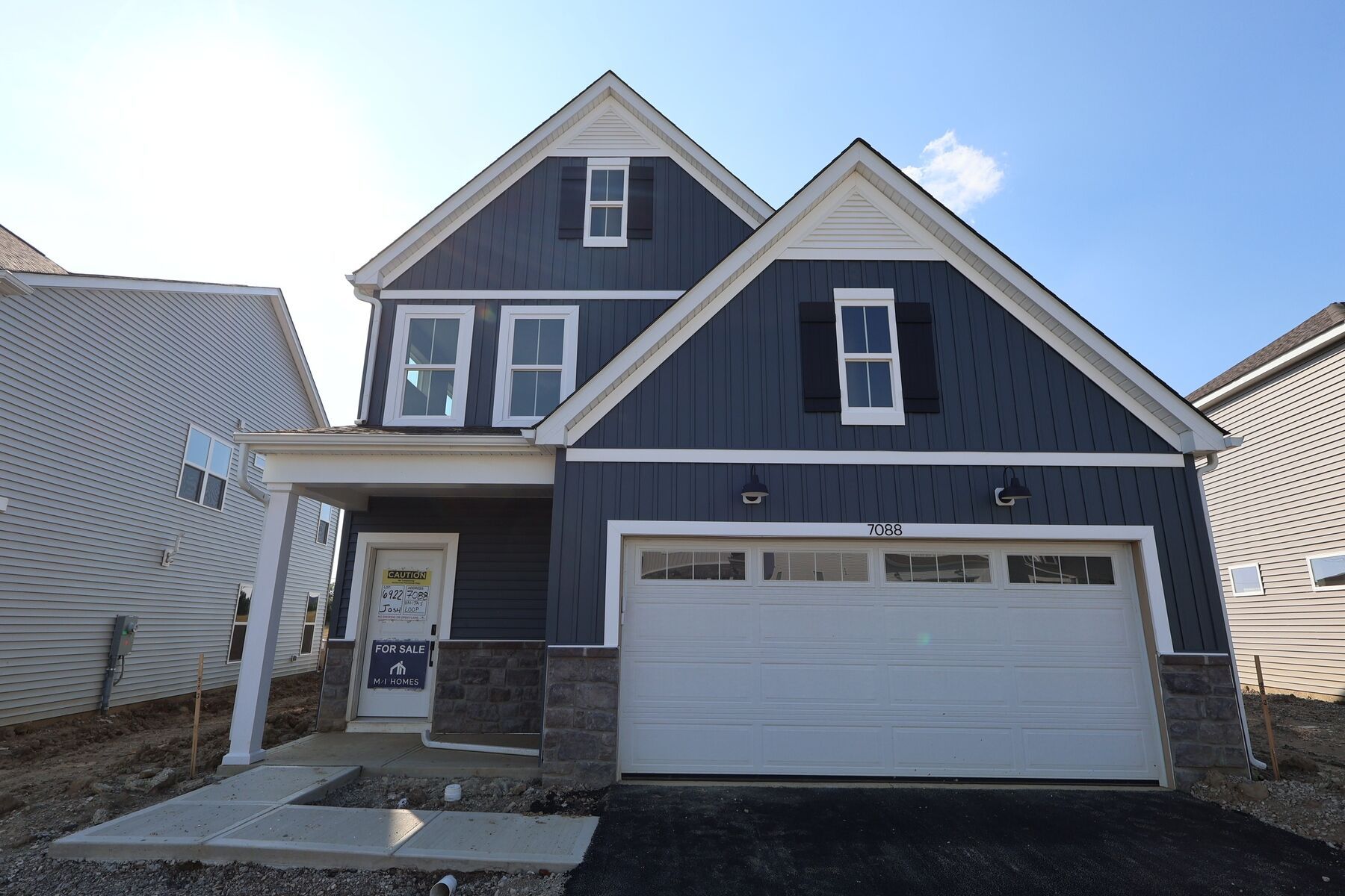 Front Exterior:Front Exterior