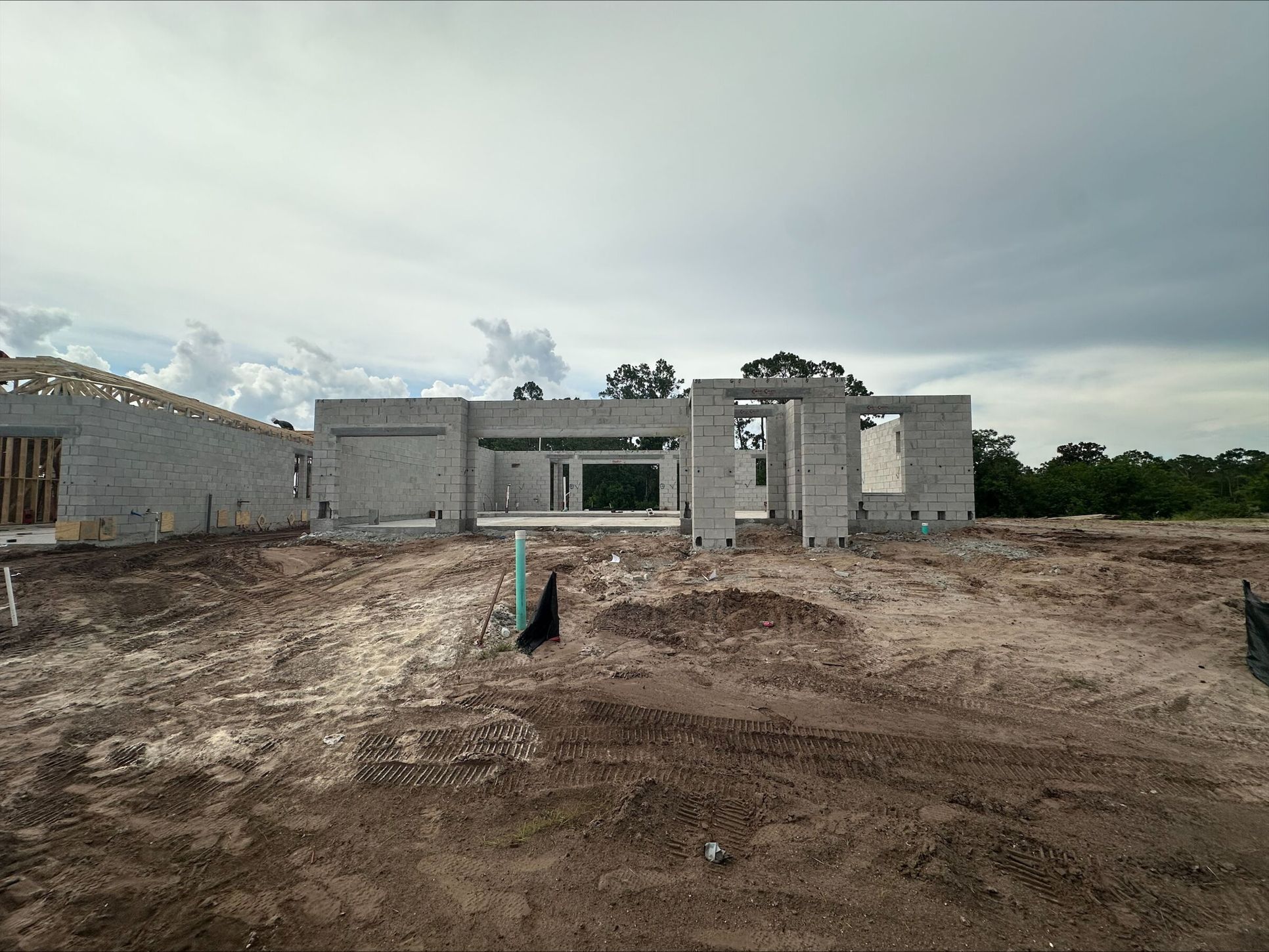 Front Exterior:Front Exterior
