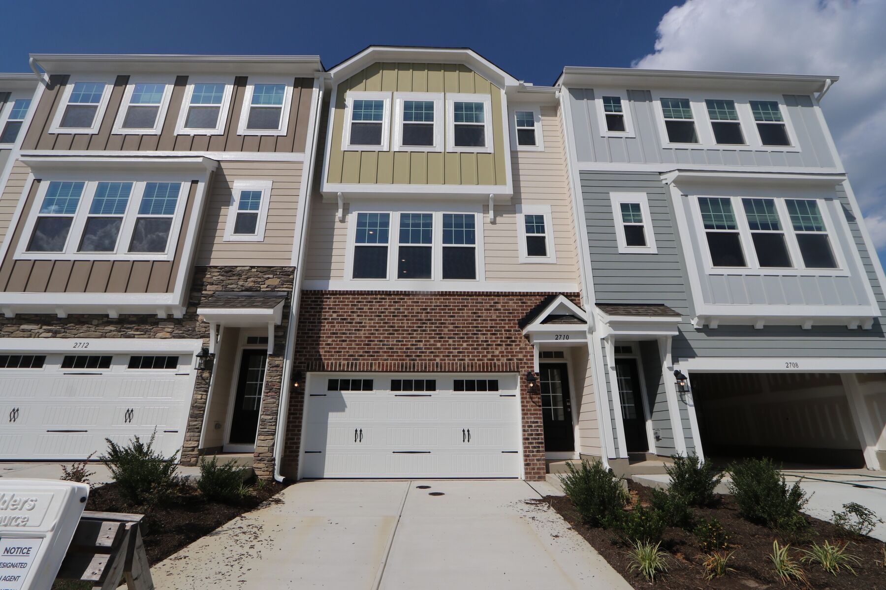 Exterior:Exterior