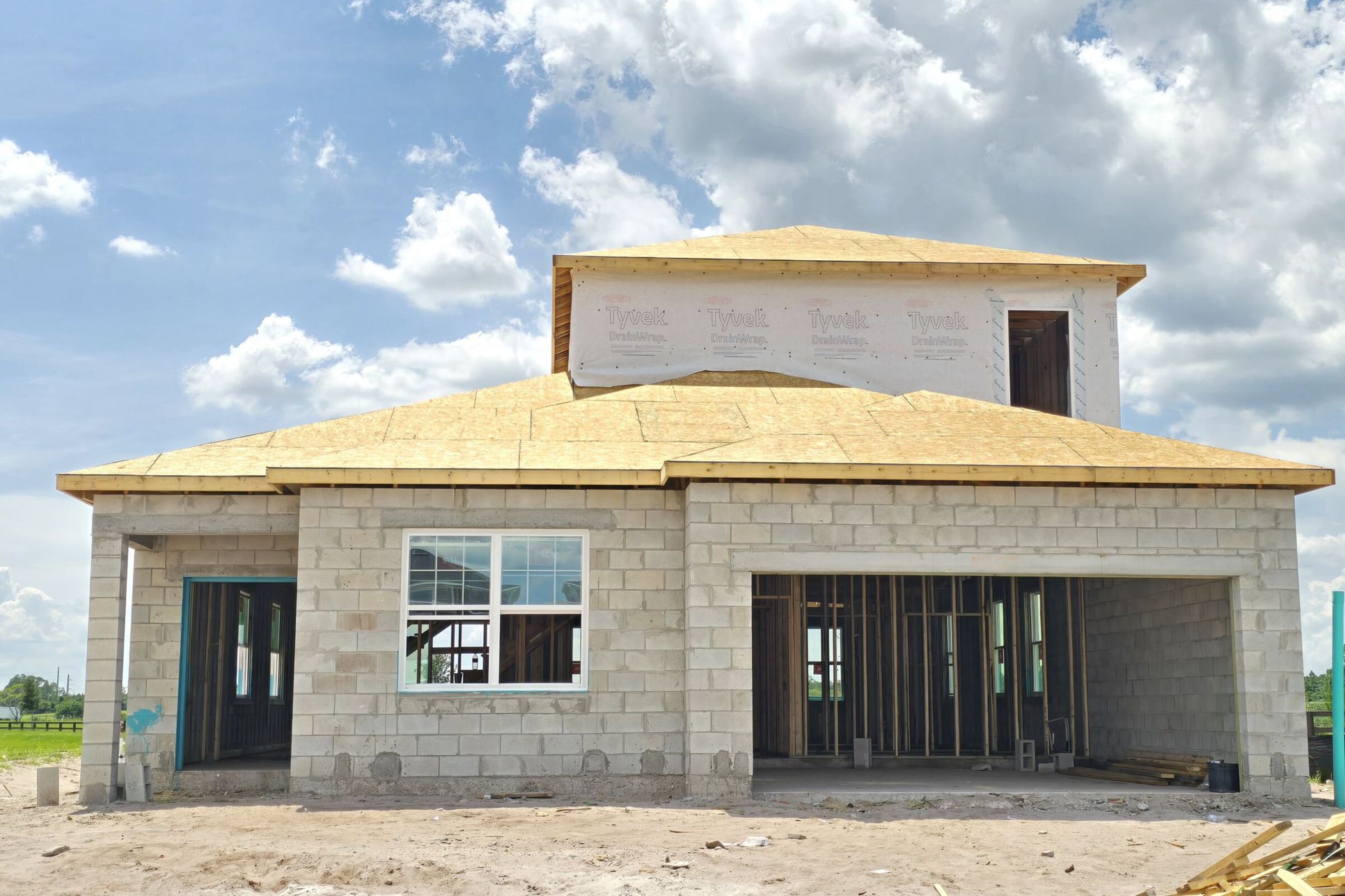 Front Exterior:Front Exterior