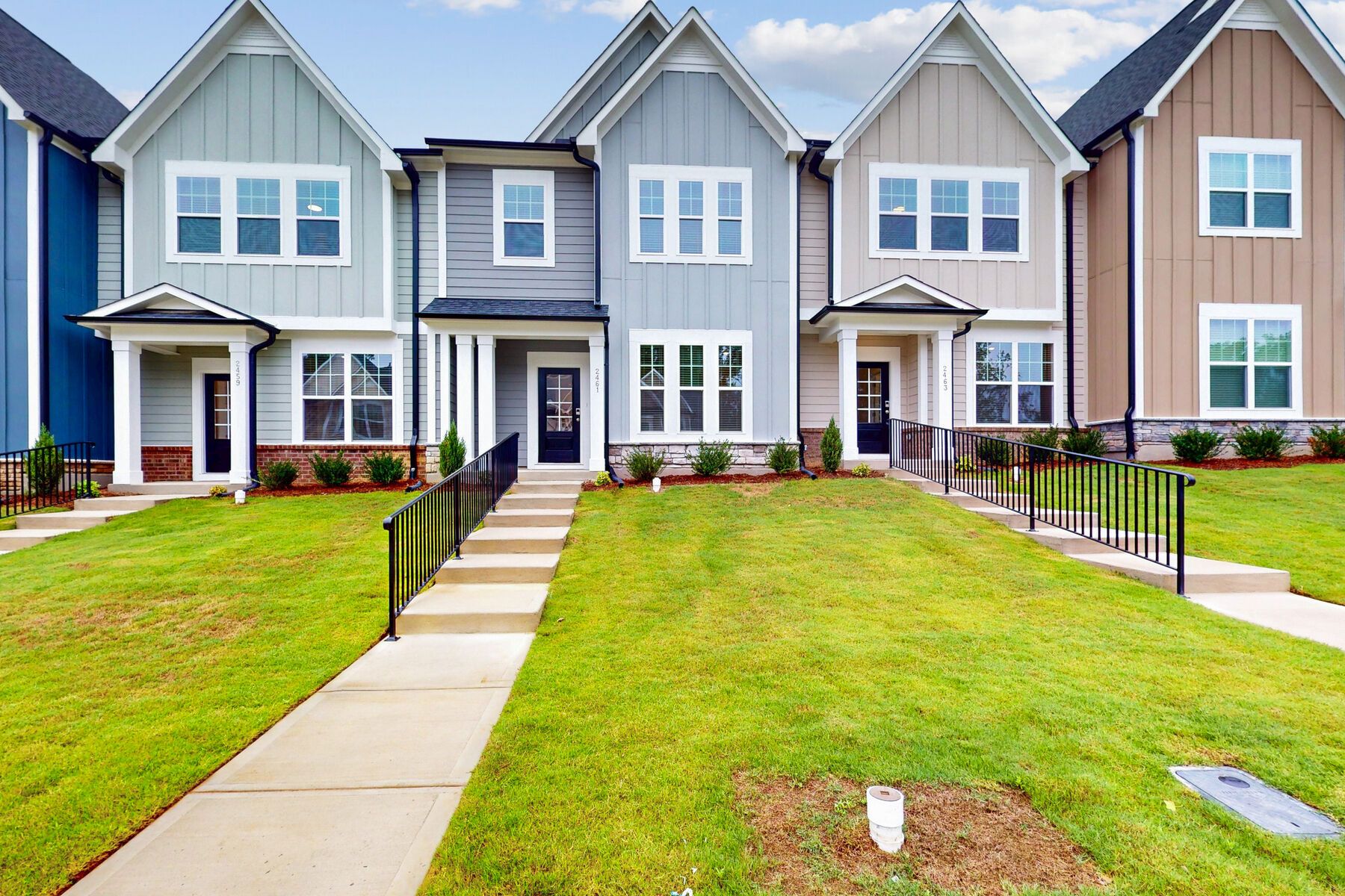 Front Exterior:Front Exterior