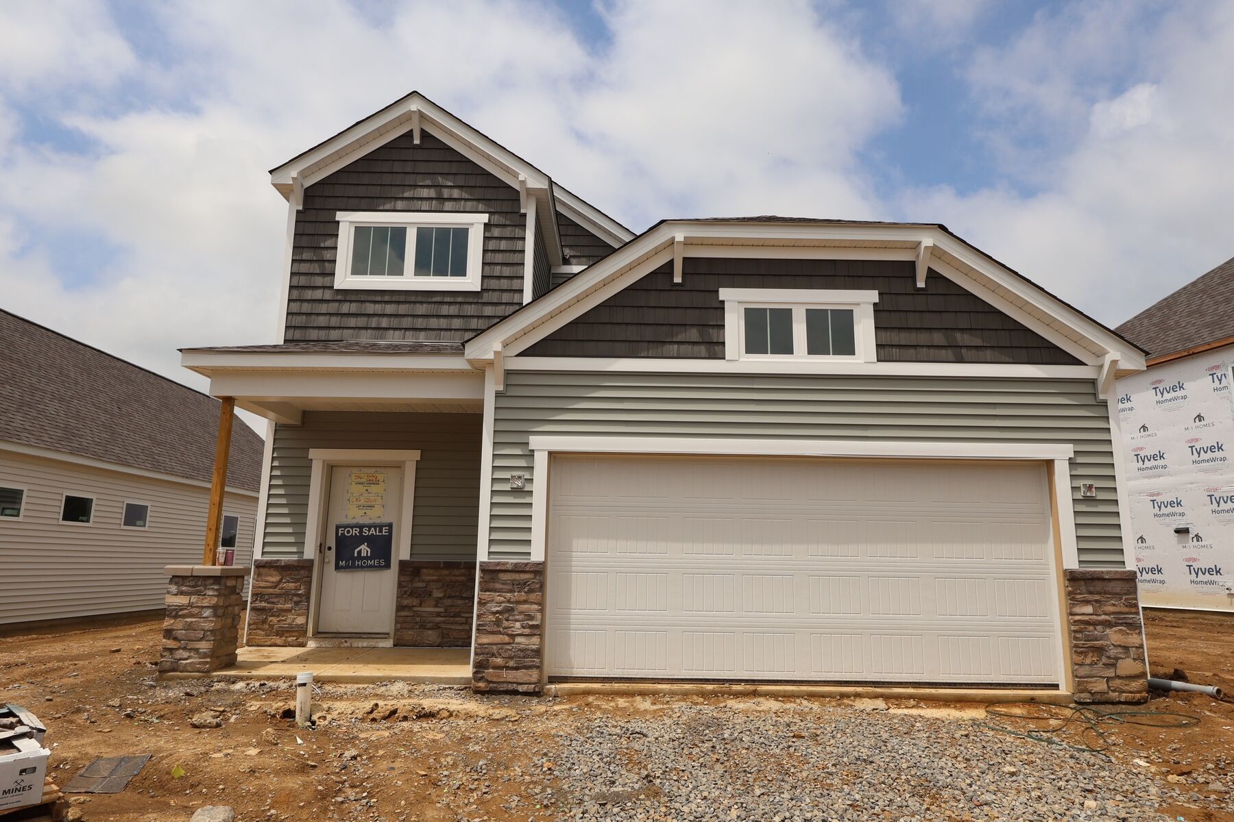 Front Exterior:Front Exterior