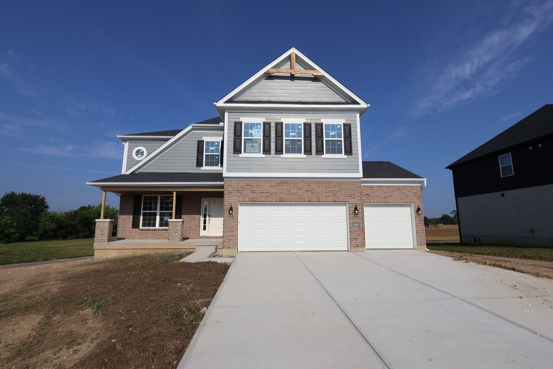 Front Exterior:Front Exterior