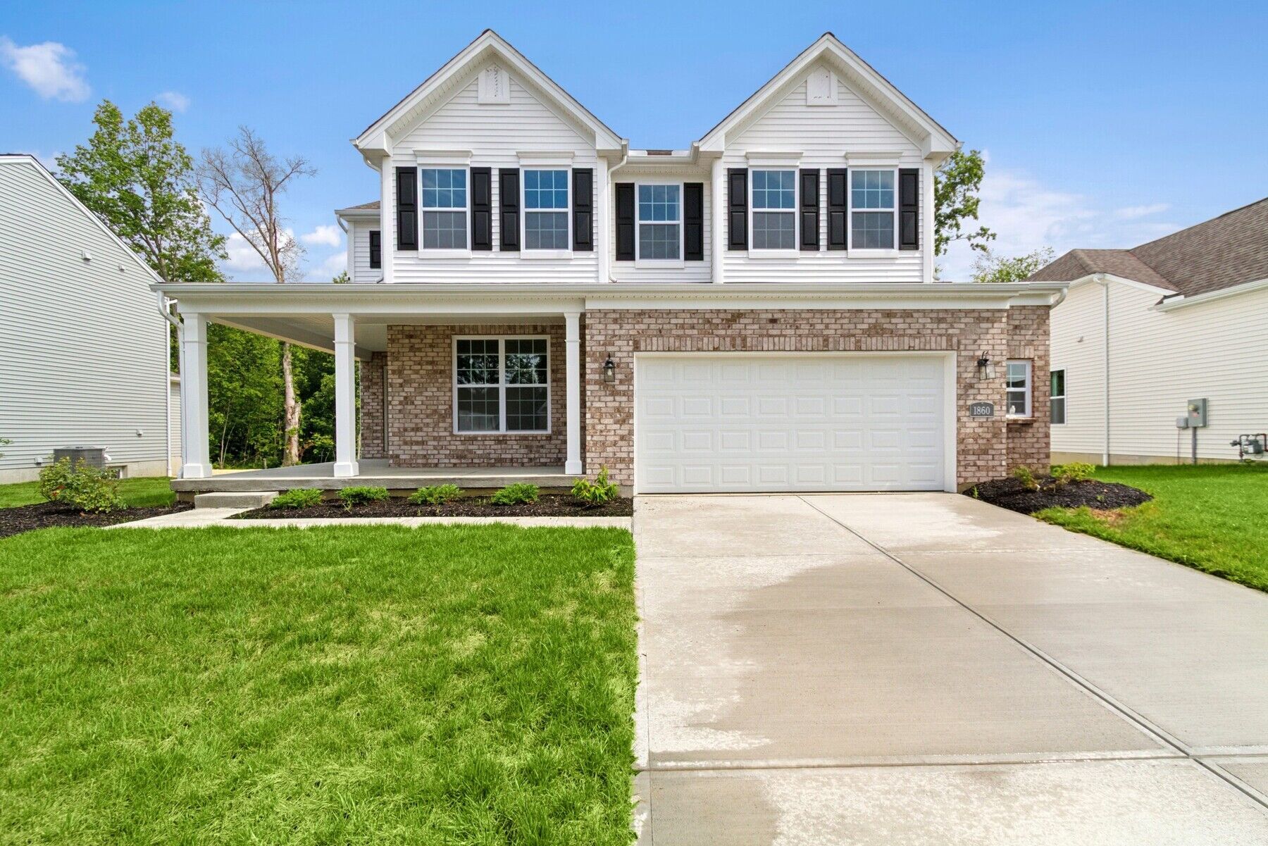 Front Exterior:Front Exterior