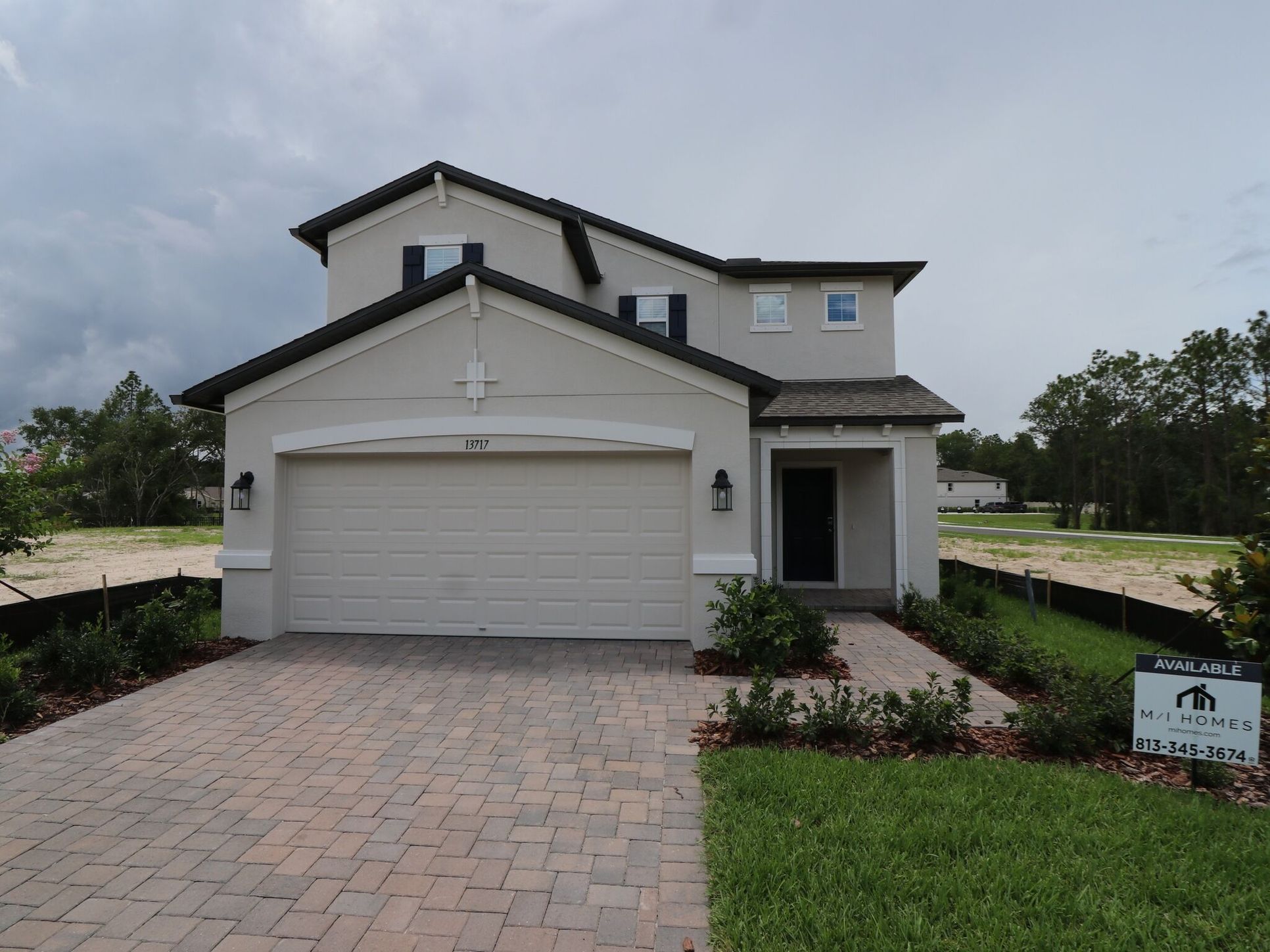 Front Exterior:Front Exterior