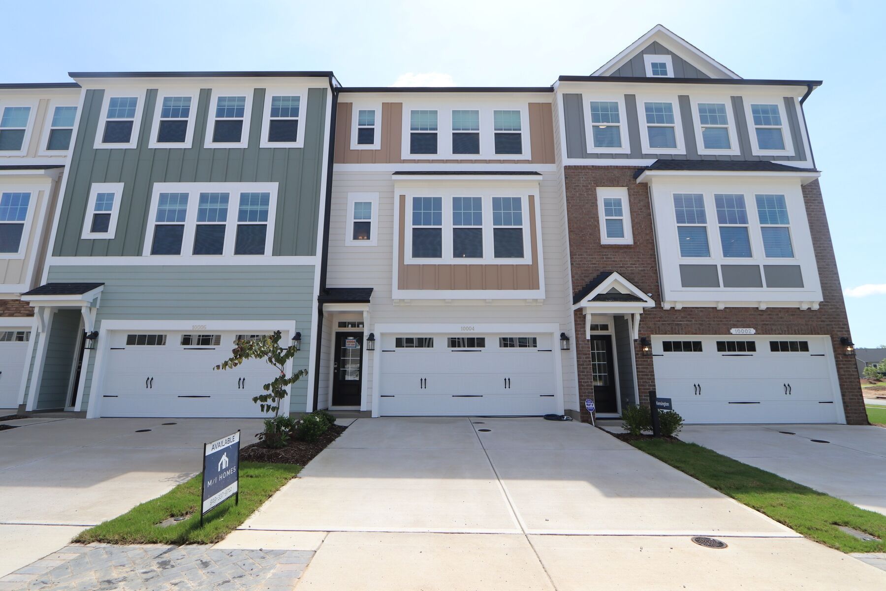 Front Exterior:Front Exterior