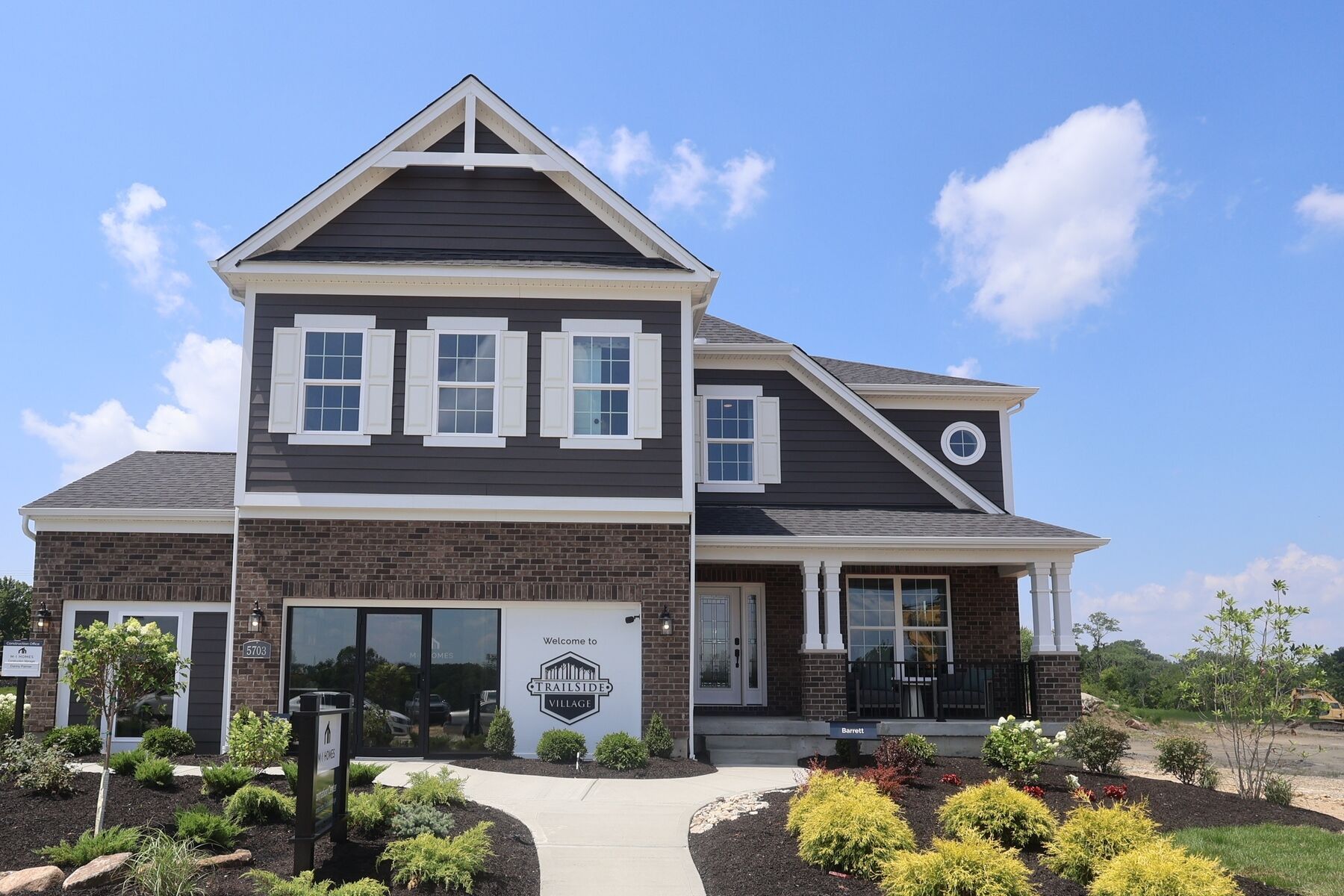 Front Exterior:Front Exterior