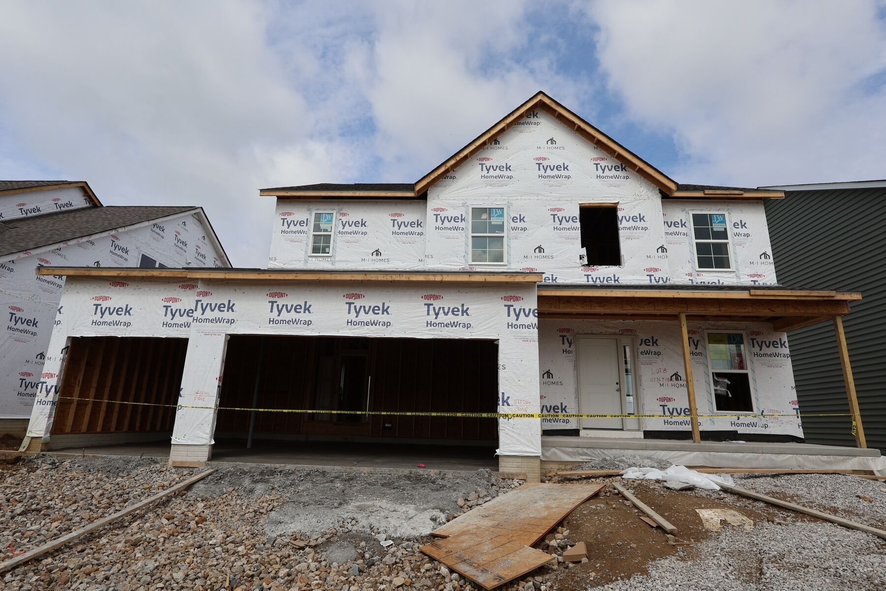 Front Exterior:Front Exterior
