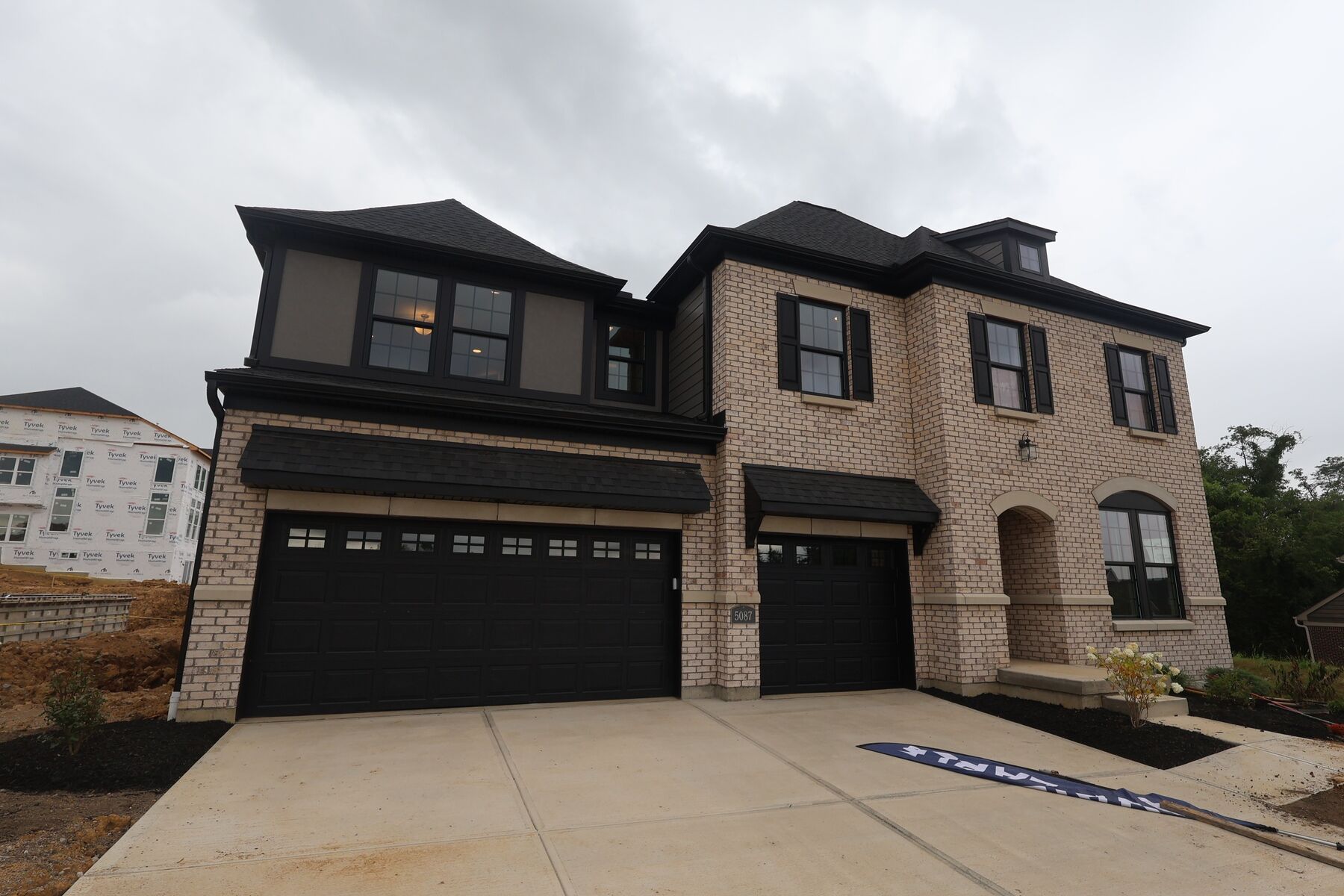 Front Exterior:Front Exterior