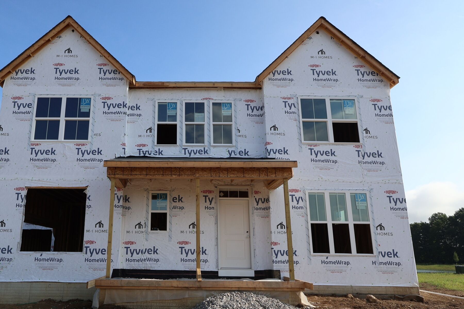 Front Exterior:Front Exterior