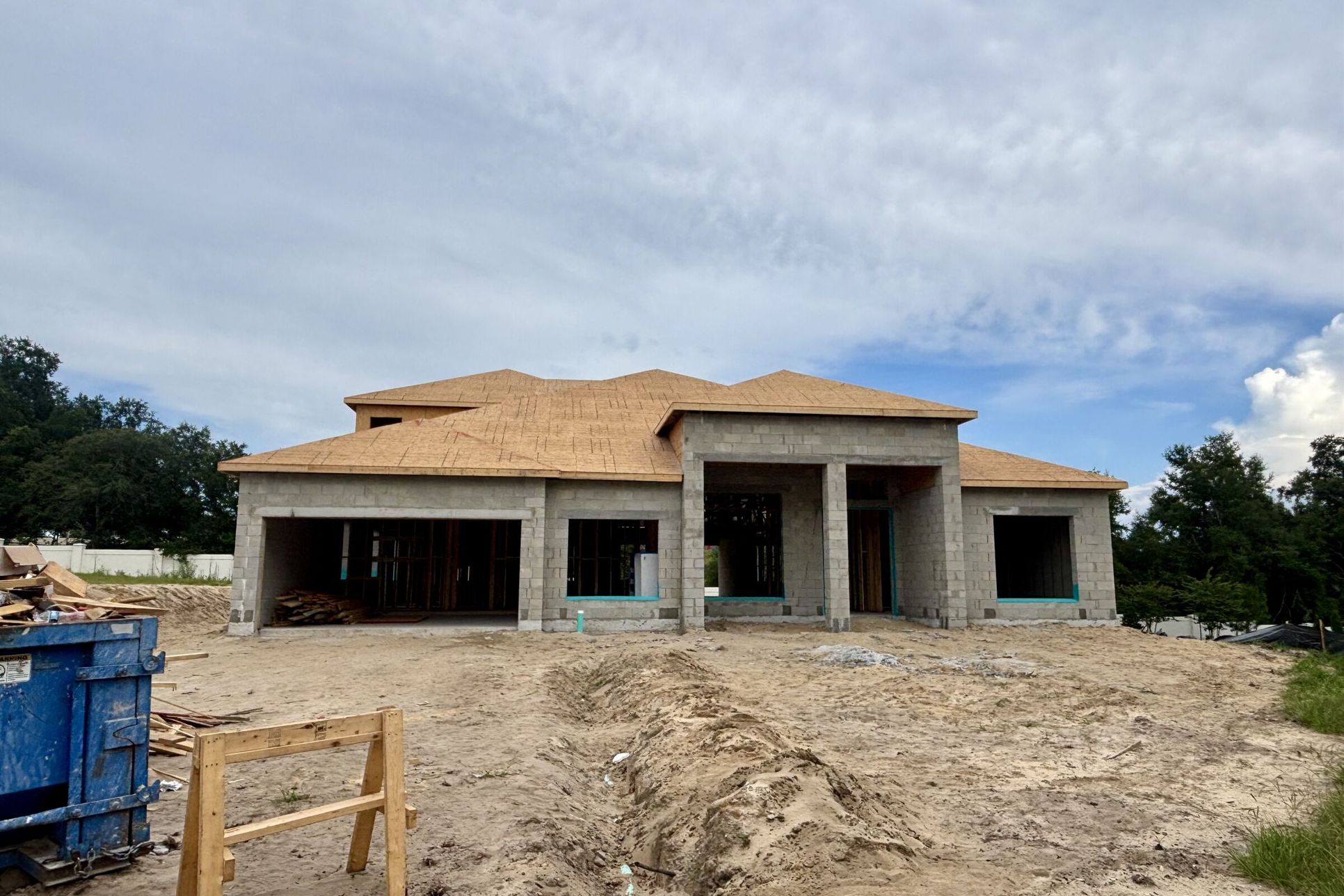 Front Exterior:Front Exterior