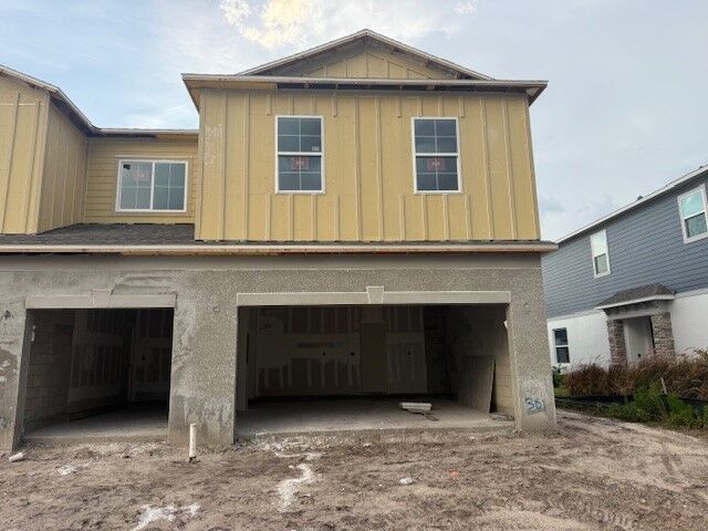 Front Exterior:Front Exterior