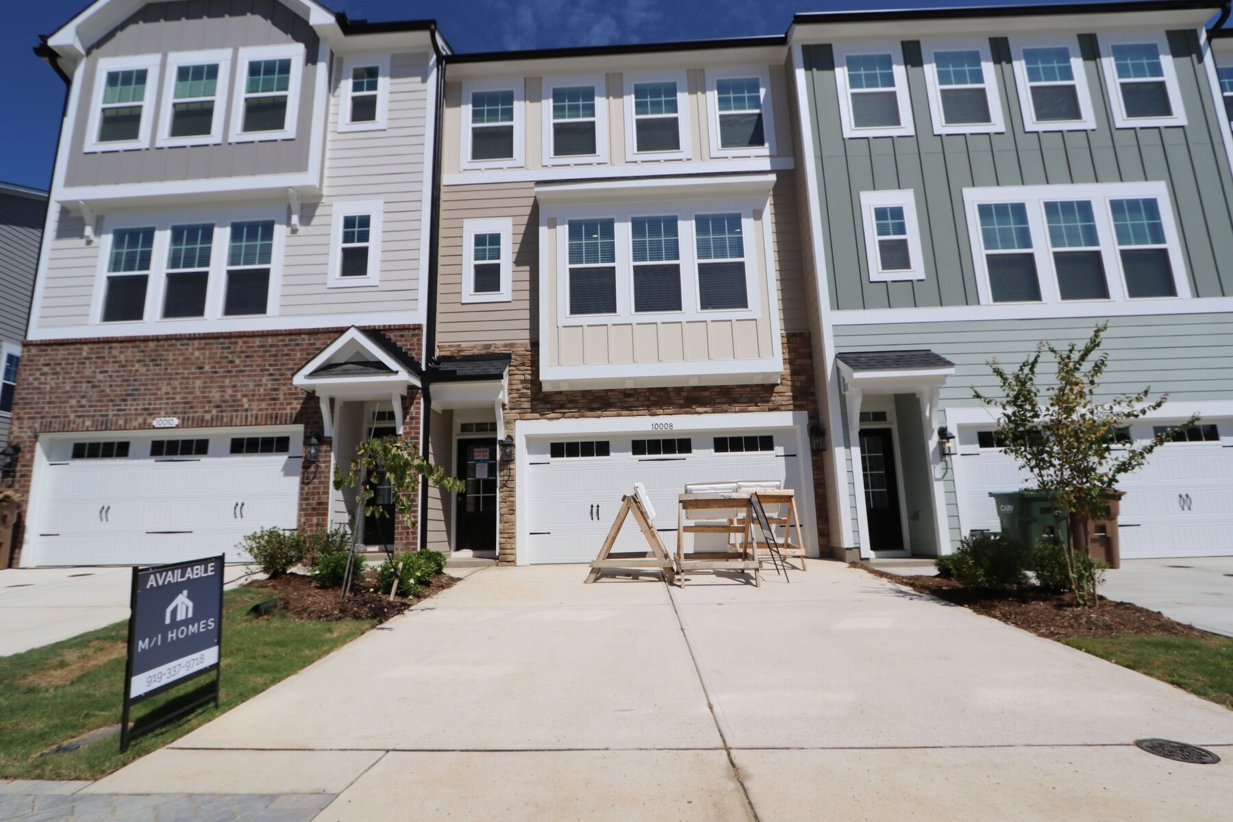 Front Exterior:Front Exterior