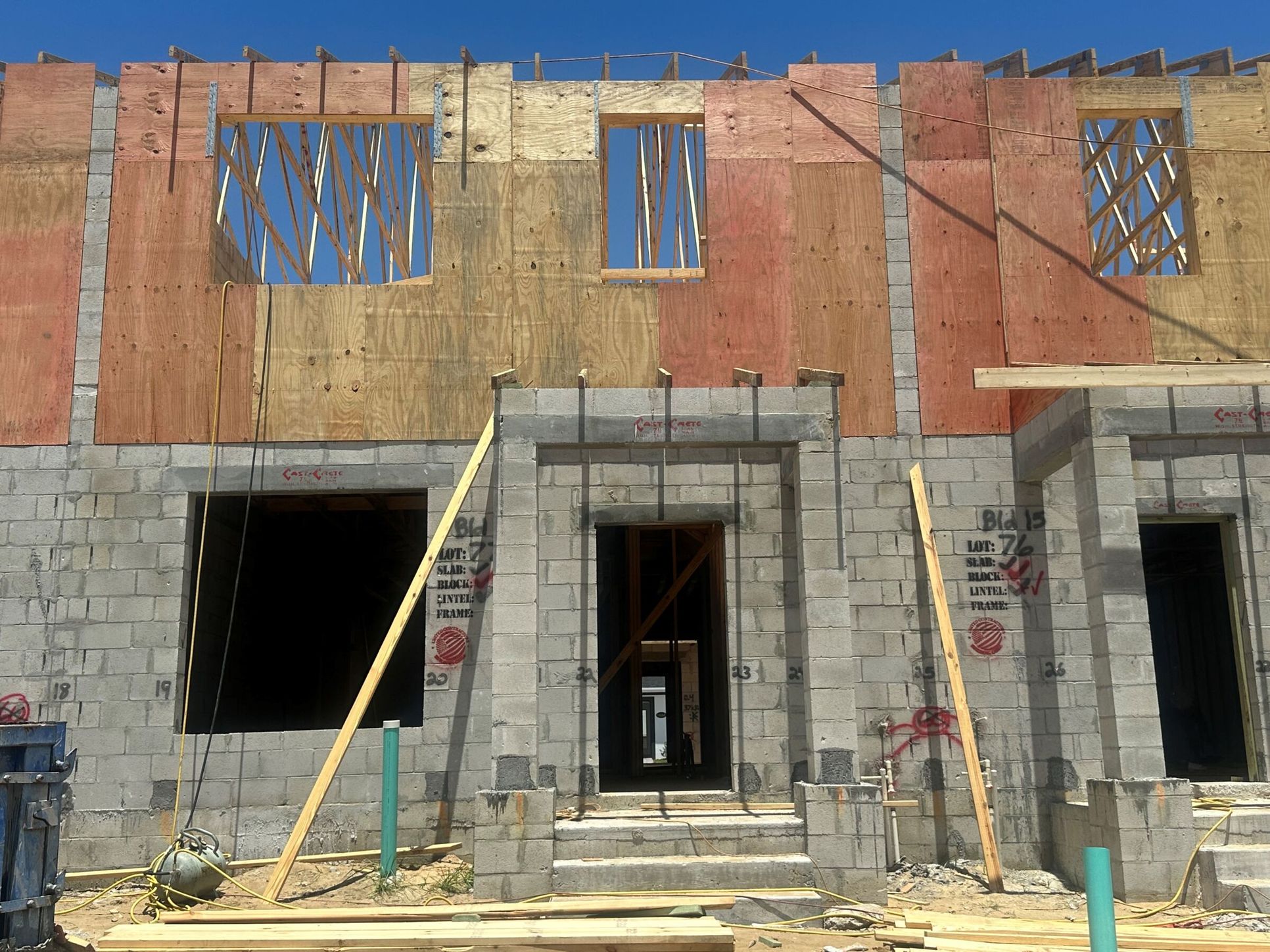 Front Exterior:Front Exterior
