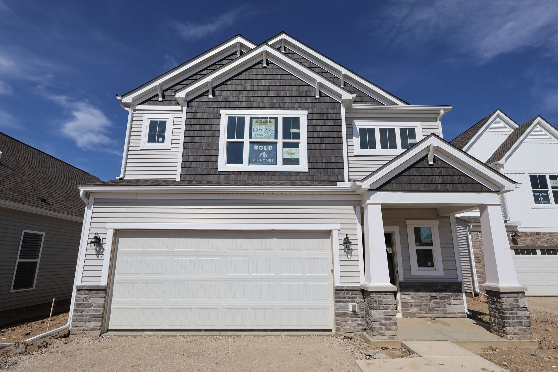 Front Exterior:Front Exterior