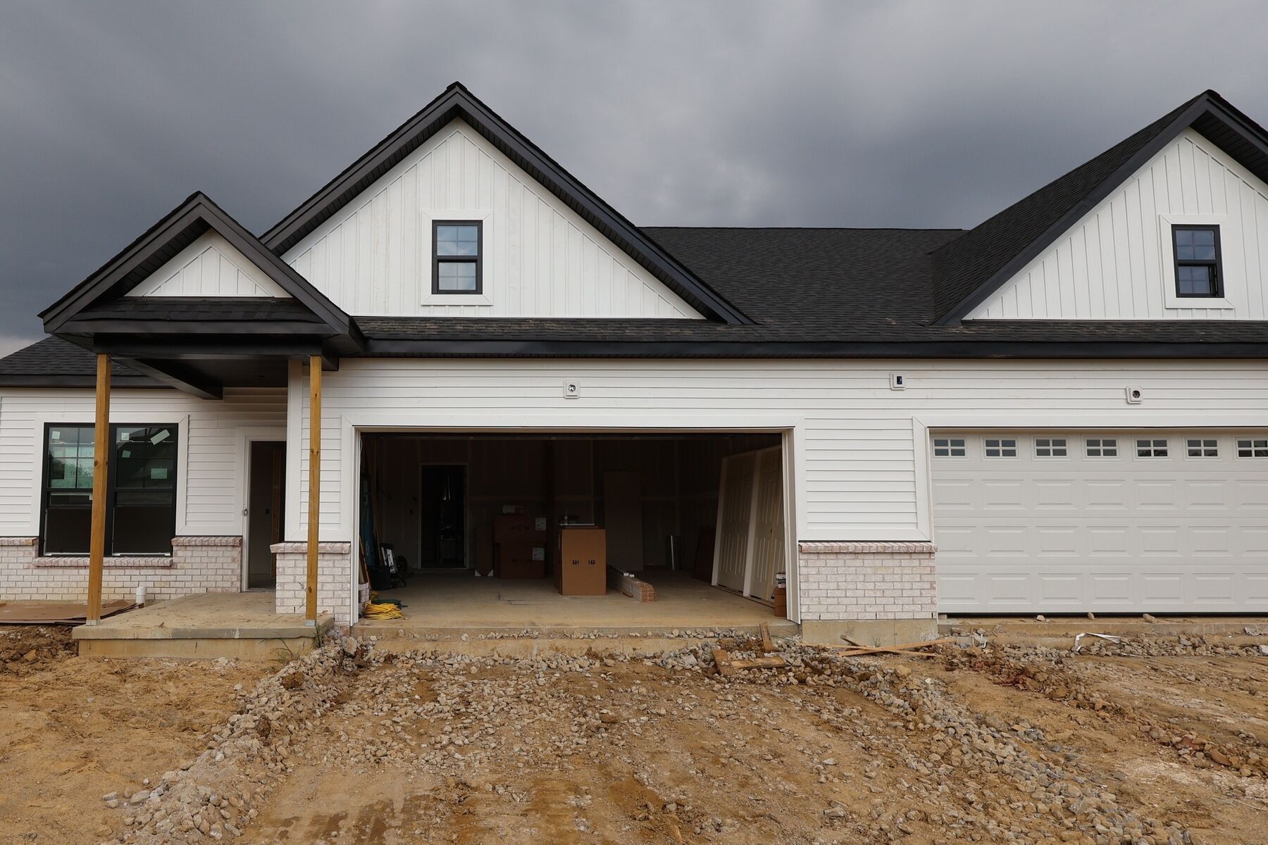 Front Exterior:Front Exterior
