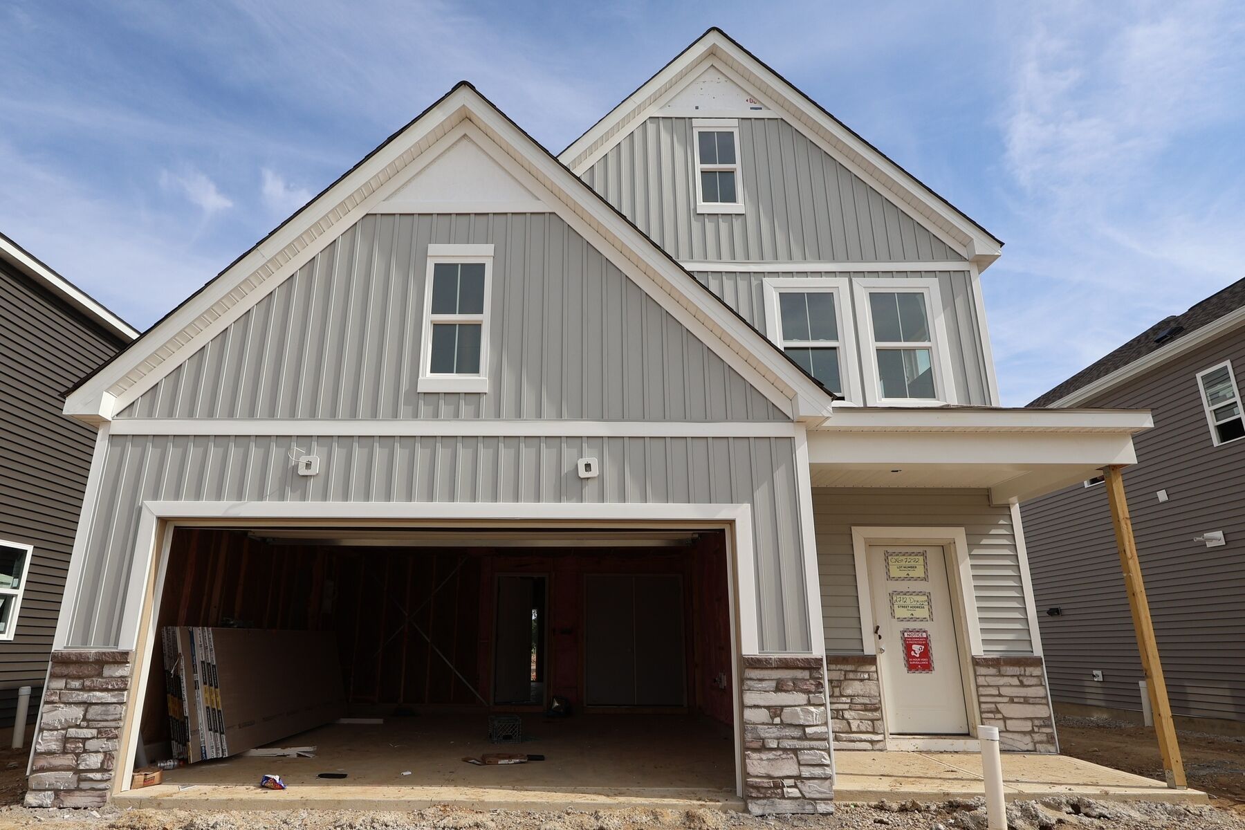 Front Exterior:Front Exterior