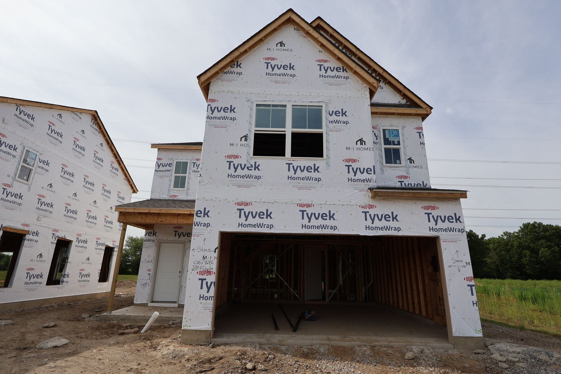 Front Exterior:Front Exterior