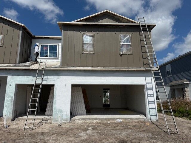 Front Exterior:Front Exterior