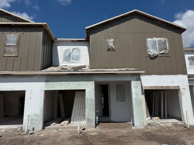 Front Exterior:Front Exterior