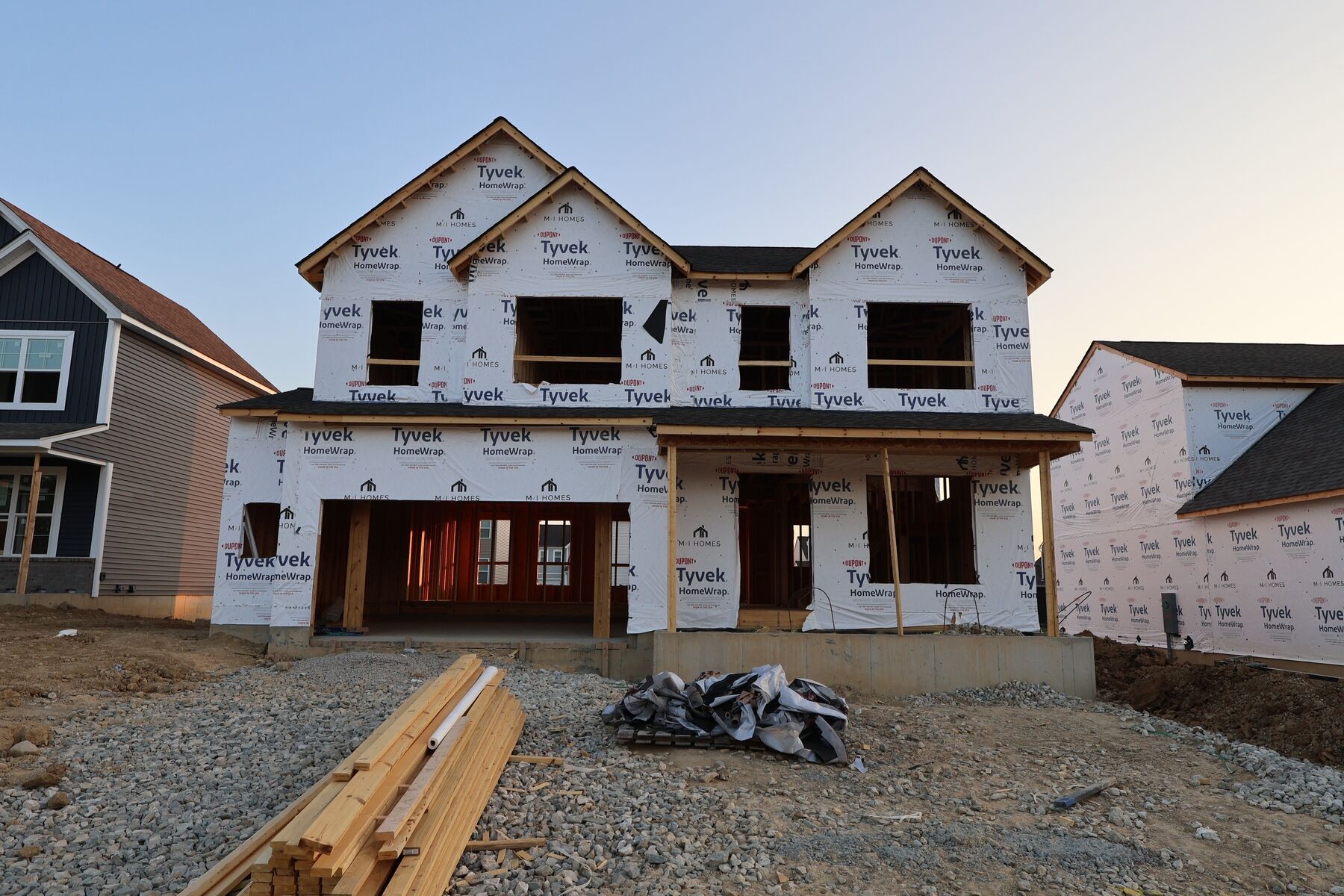 Front Exterior:Front Exterior