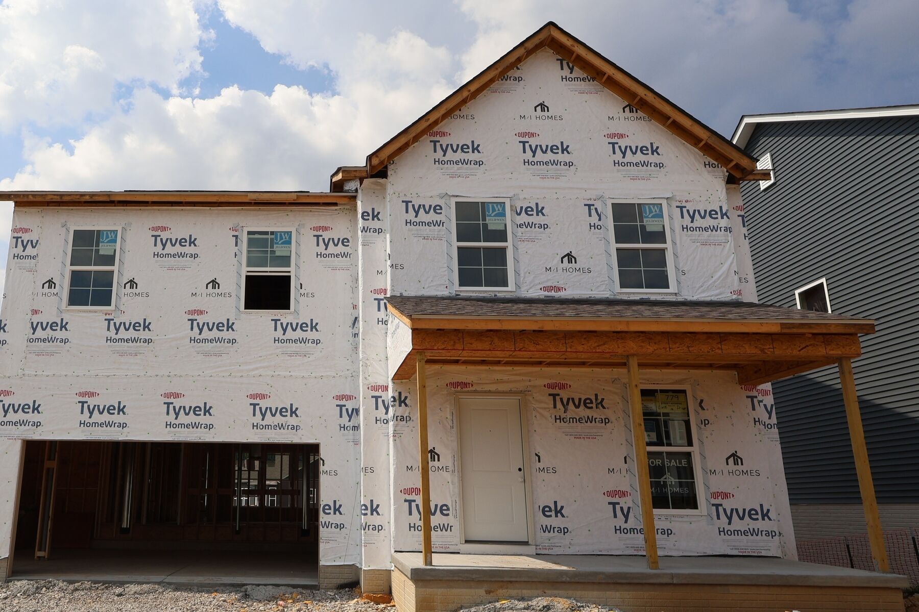 Front Exterior:Front Exterior