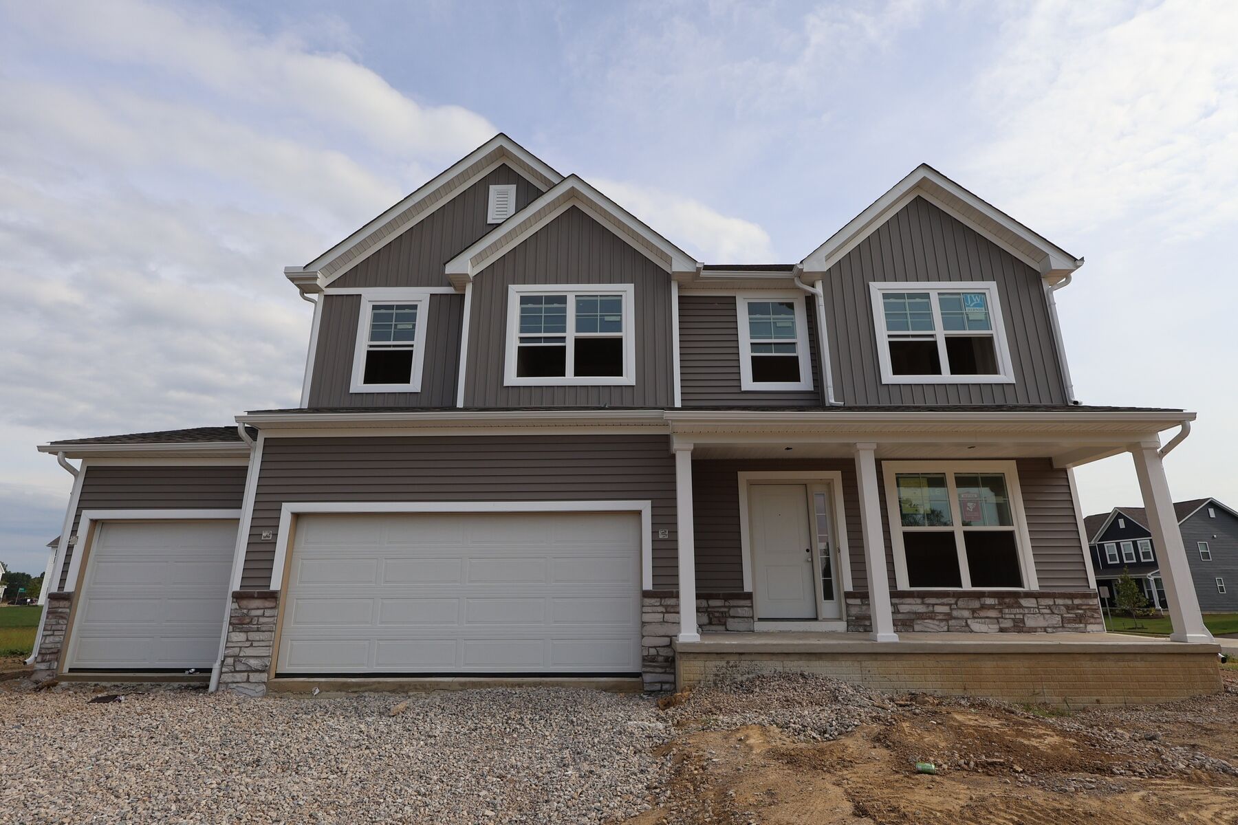 Front Exterior:Front Exterior
