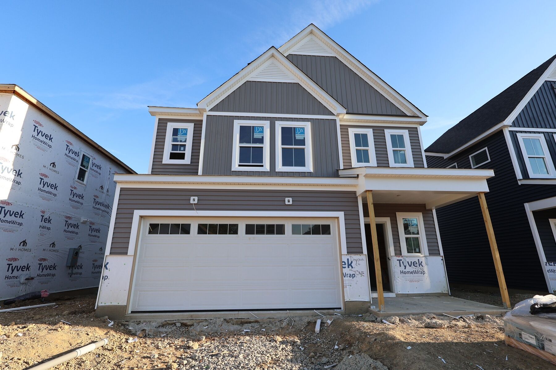 Front Exterior:Front Exterior