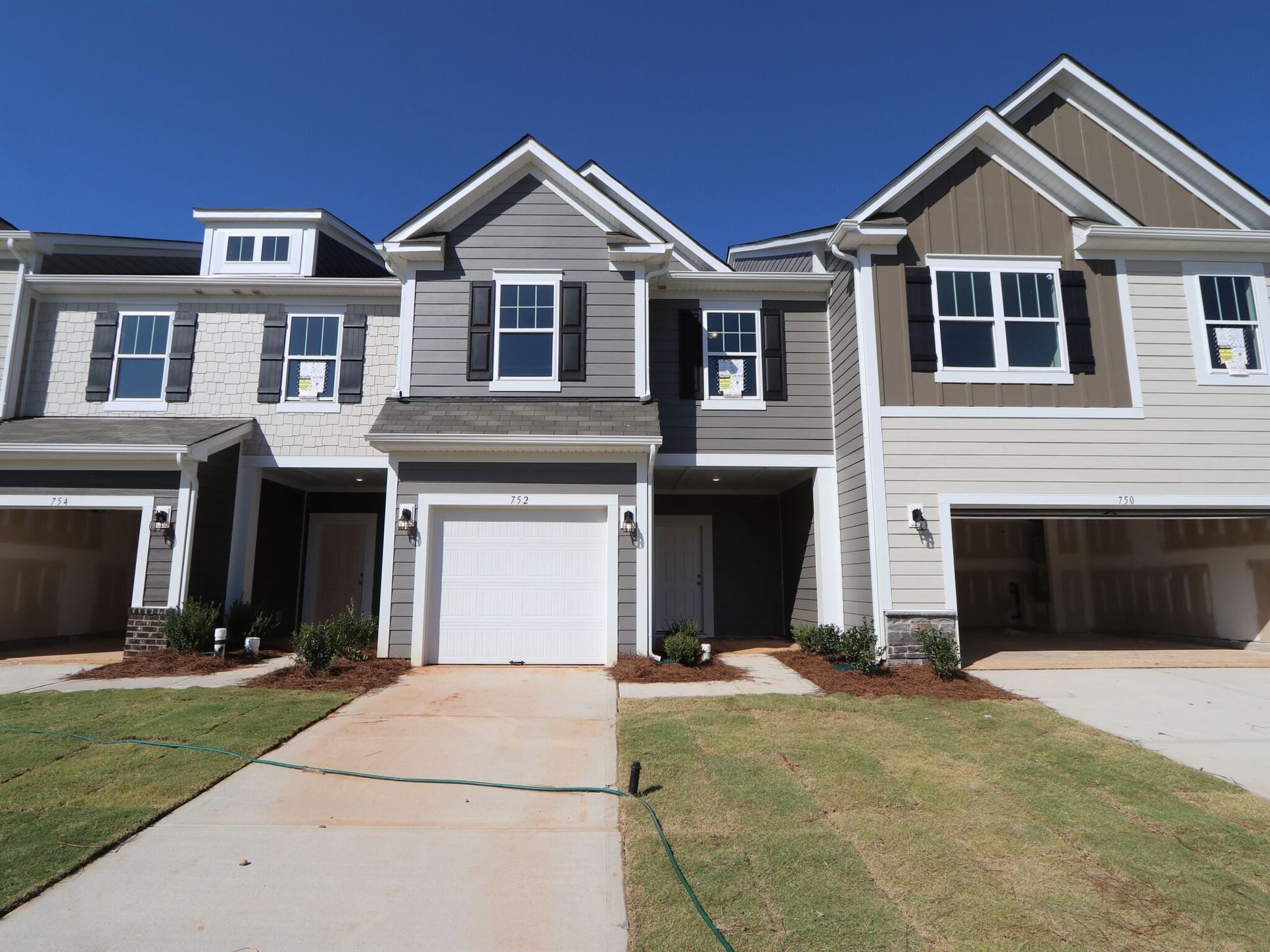 Front Exterior:Front Exterior