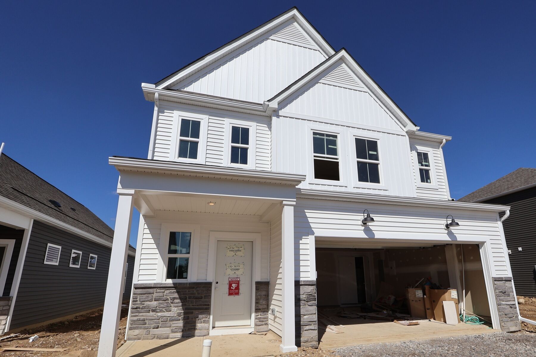 Exterior:Exterior