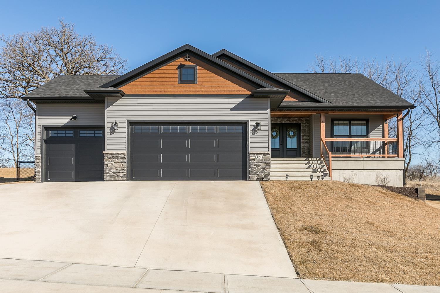 Mills Custom Homes,52340