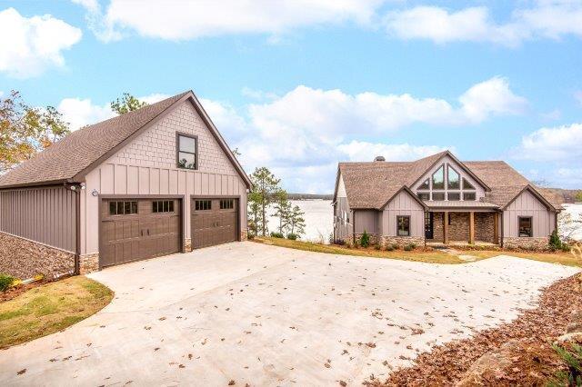 M & M Construction Company,36861