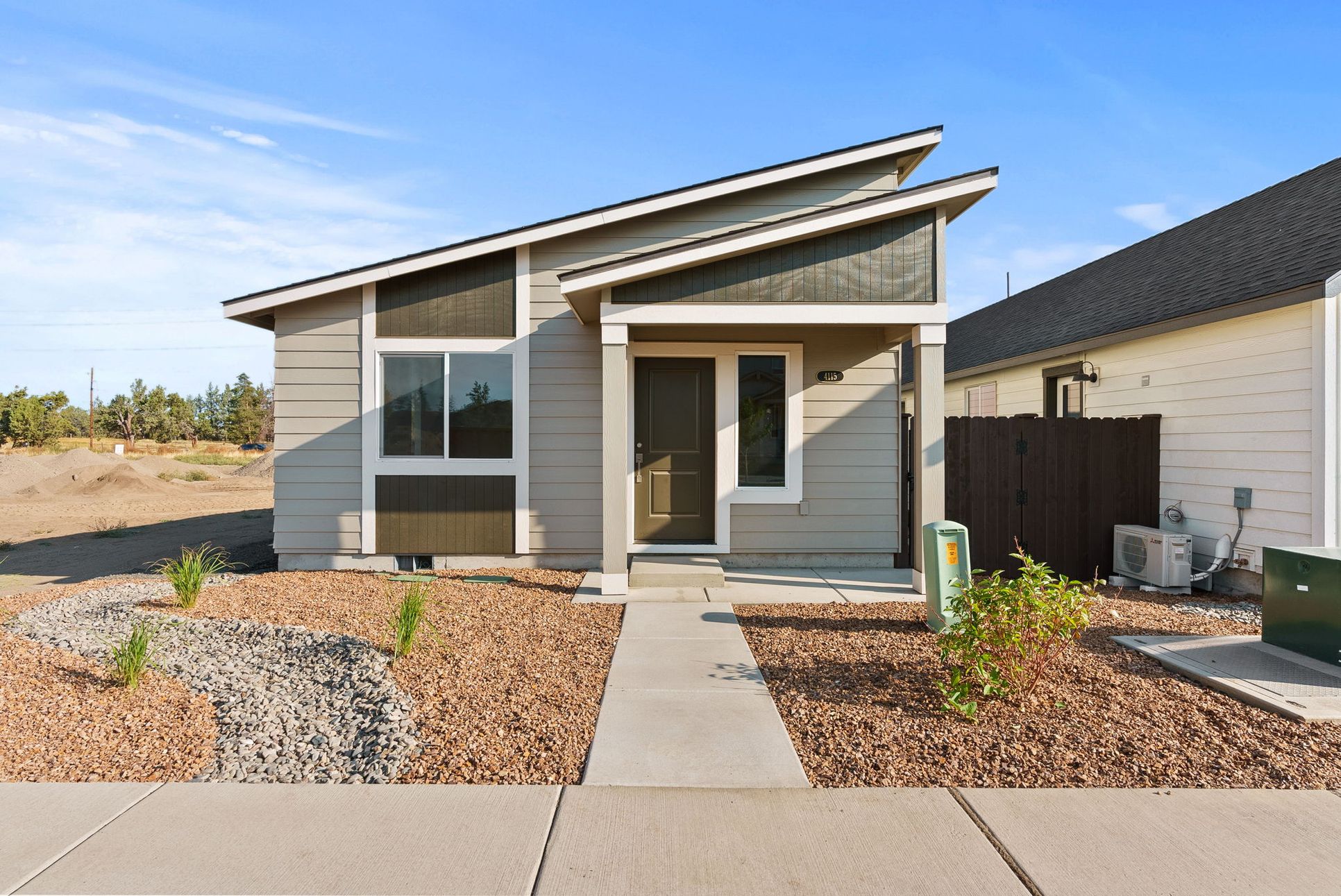 FR 156 Astoria M:Astoria Modern Front Elevations