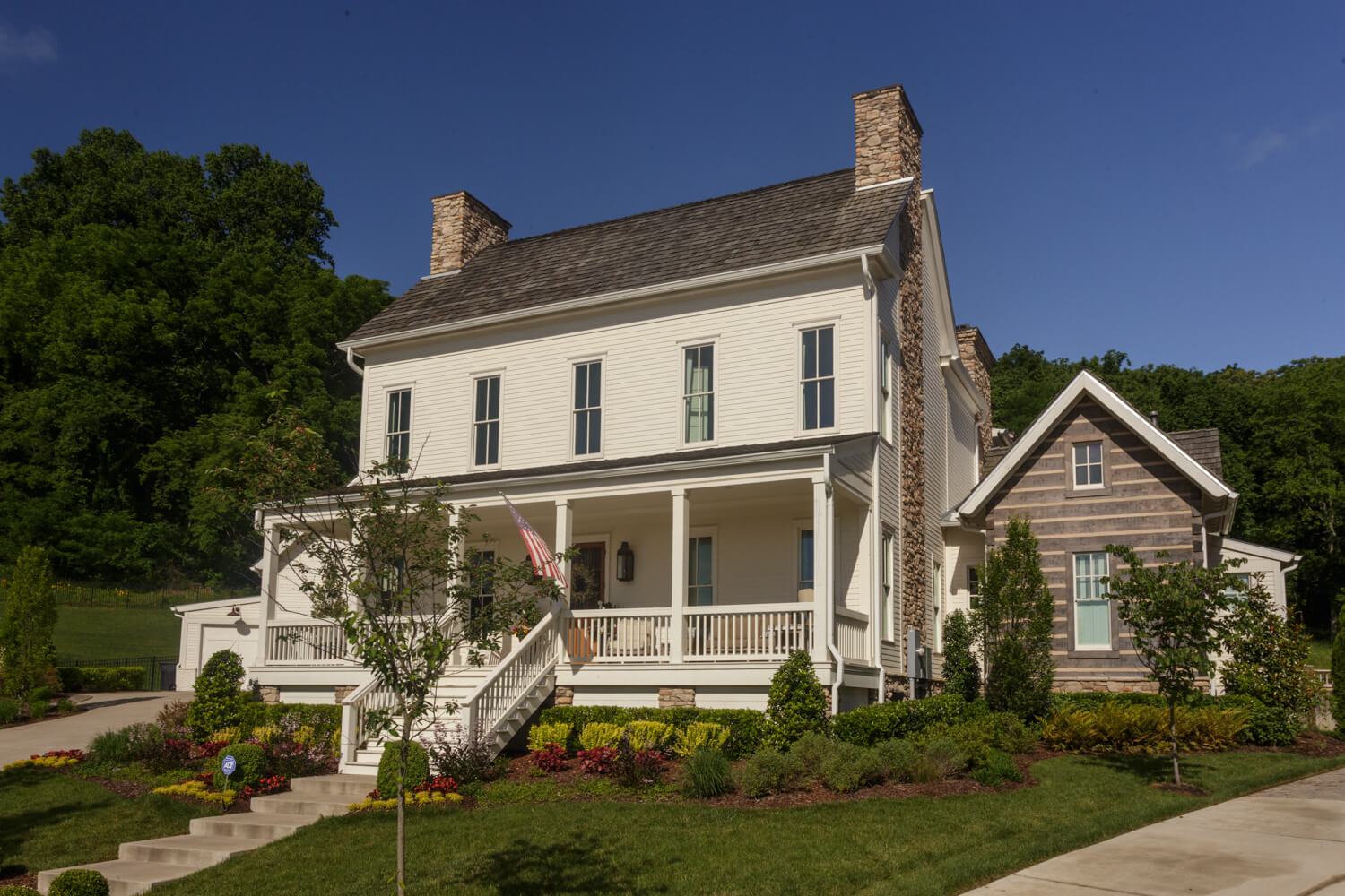 Montgomery Classic Construction,37027