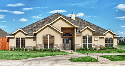 Montoya Custom Homes,79109
