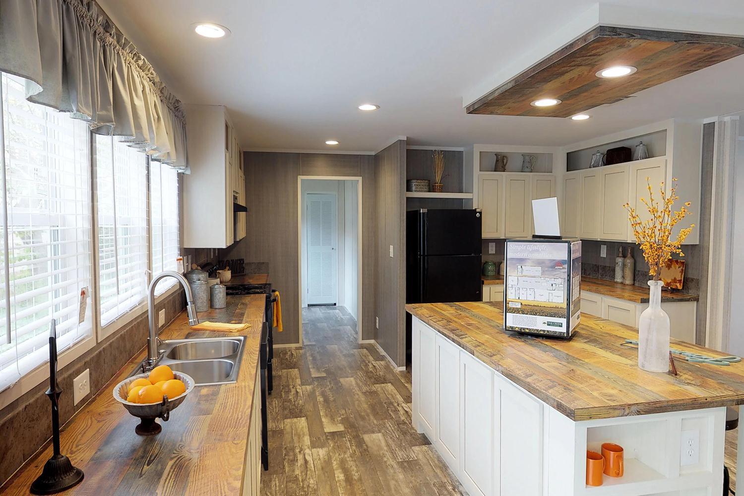 Farmhouse 3342 - Kitchen