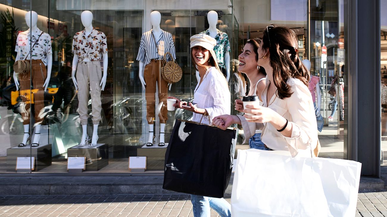 The Dublin Centre - Shopping Image - 1300x730 Risewell Homes