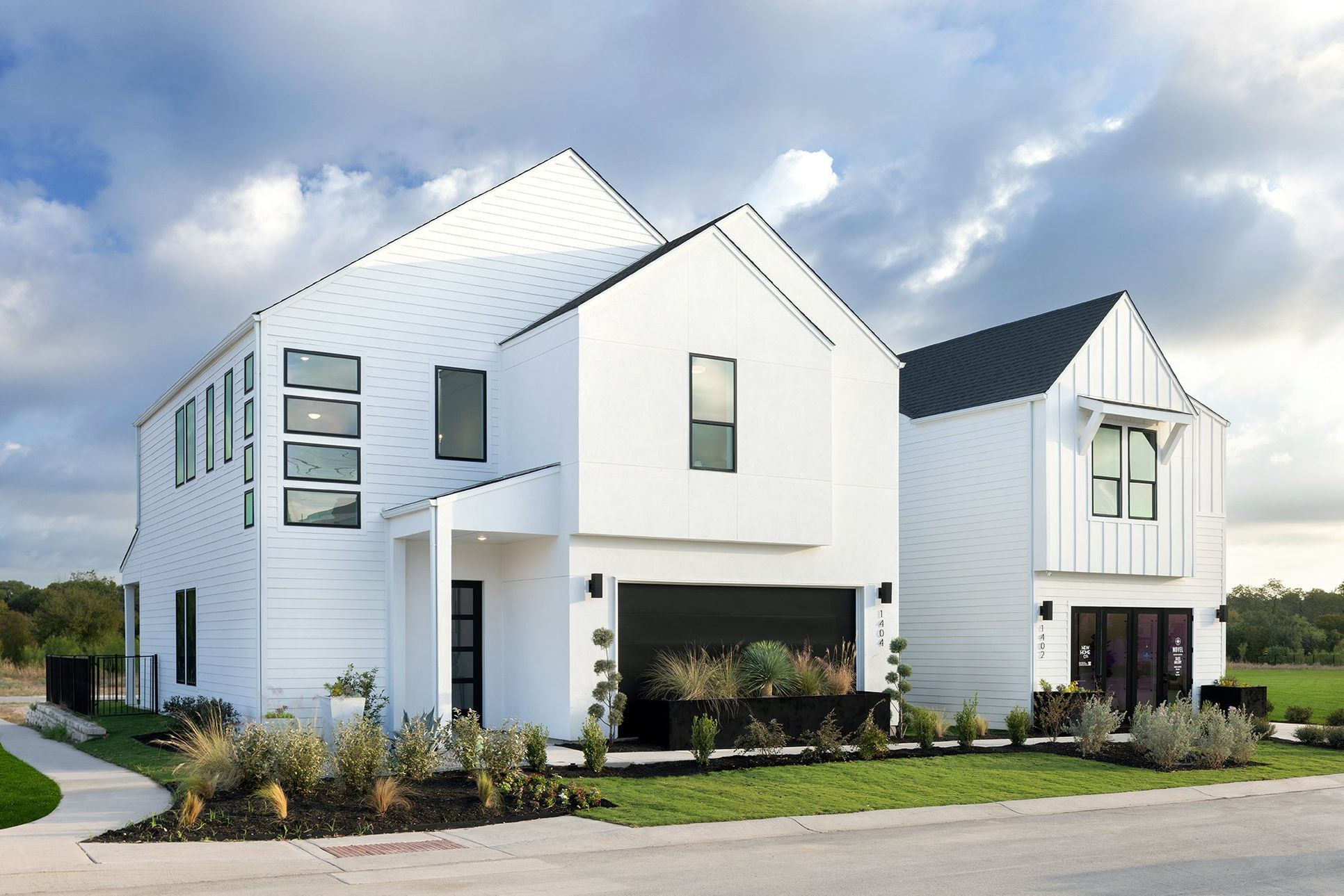 Villas at Novel - Street View - Model Photography