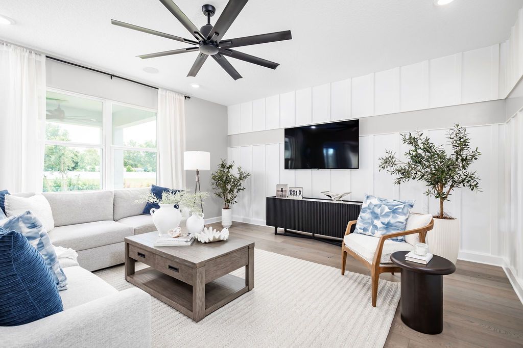 harrell-oaks-newcastle-family-room-1024x683-risewell-homes