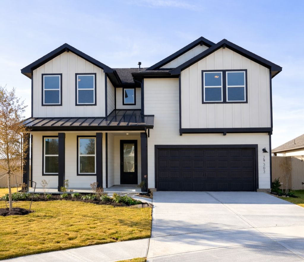 Oakberry Residence - Lot 8 - Front Exterior - Homesite Photography