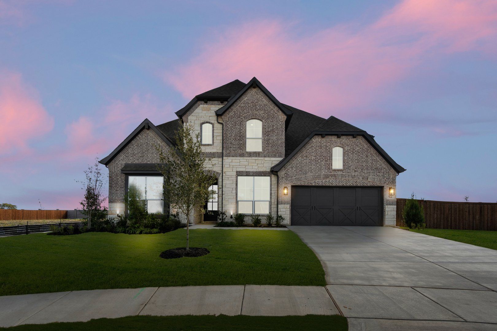 Myrtle Creek-Concept 3473-764 Texas Thistle-Front Twilight1-Risewell Homes