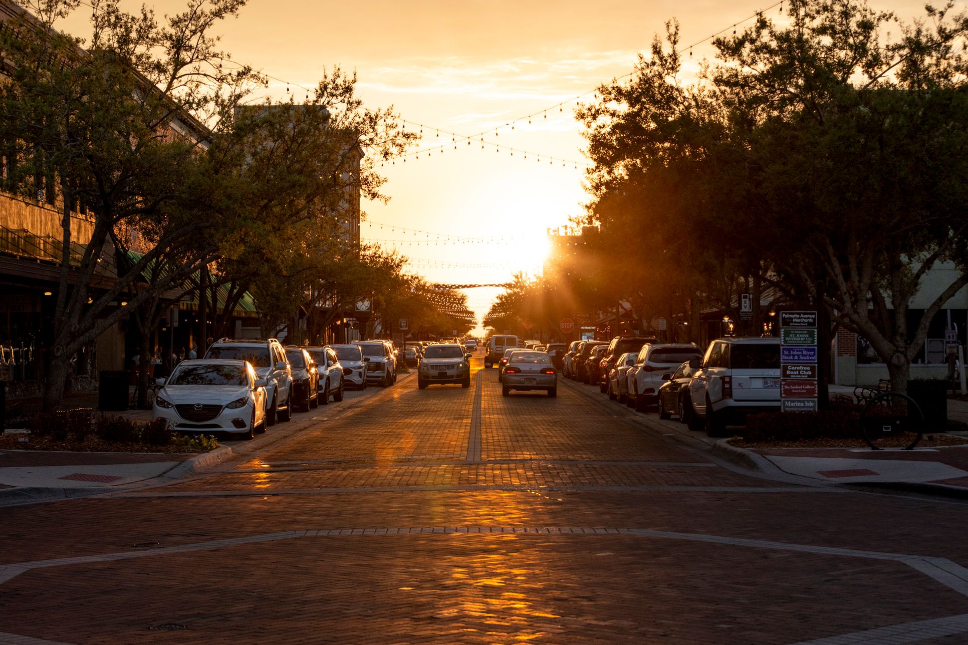 Kentucky Square - Sanford - Lifestyle Photography - Risewell Homes