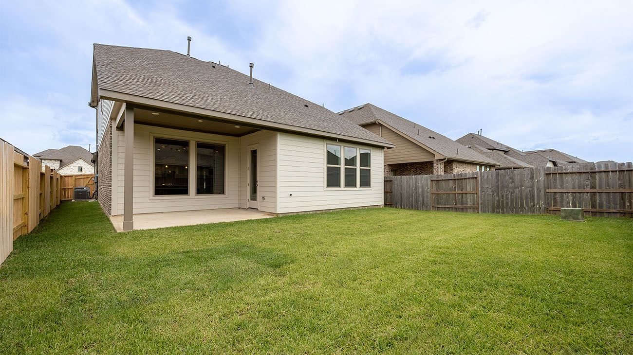 Homesite-103-Sunterra-Back-Exterior