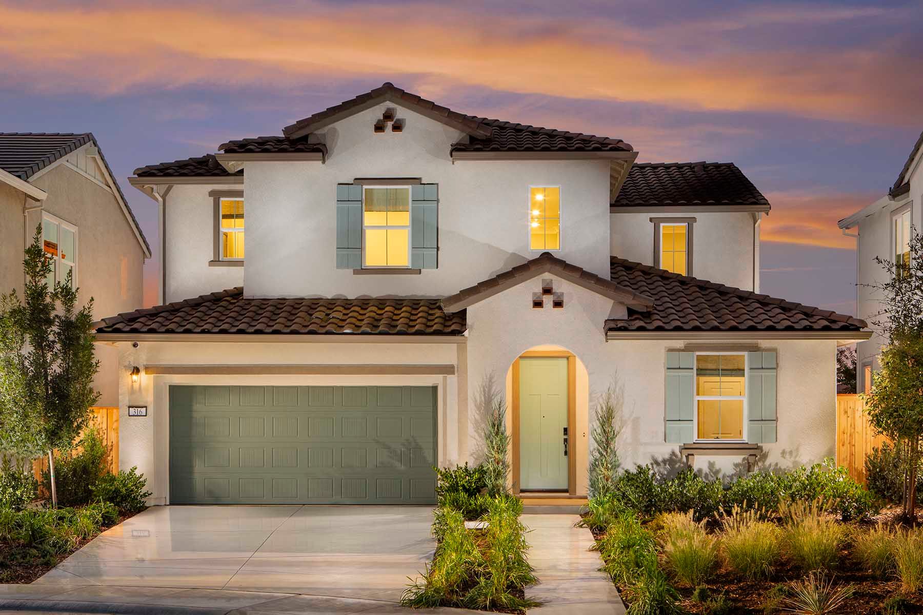 Valley Oak-Parks-Plan 2-Front Exterior-1800x1200-Model Photography:Plan 2 at The Parks at Valley Oak Front Exterior of Model