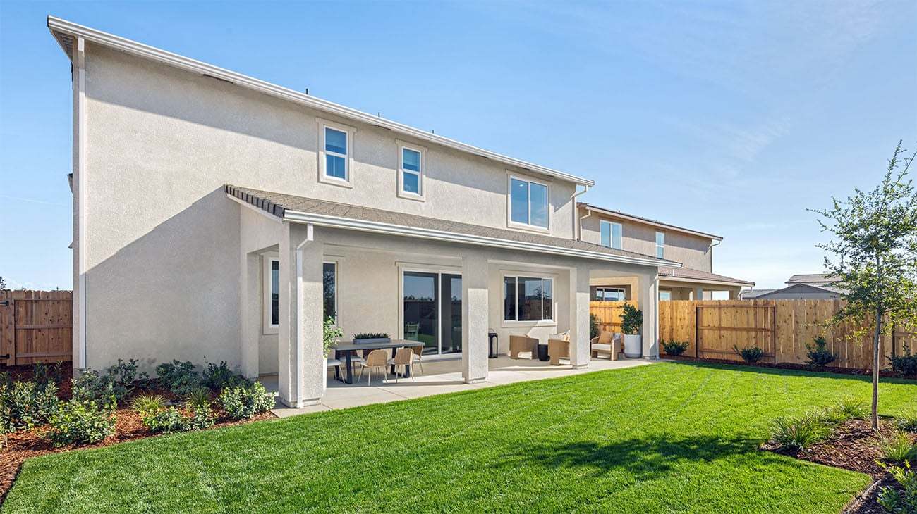 Arbor Ranch-Bungalows-Plan 3- Exterior-Back-1300x730-Model Photography