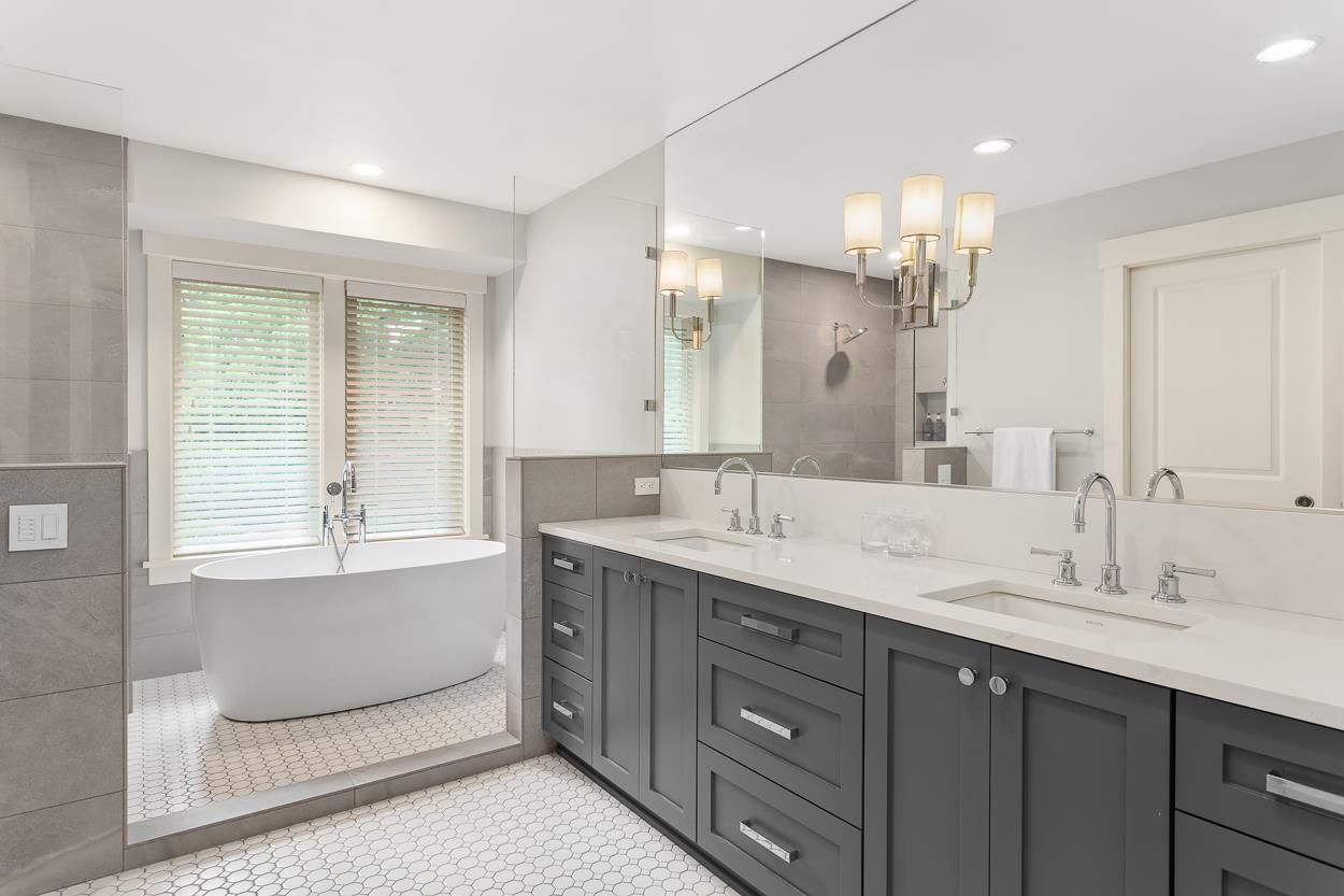 Northland Design & Build,97140