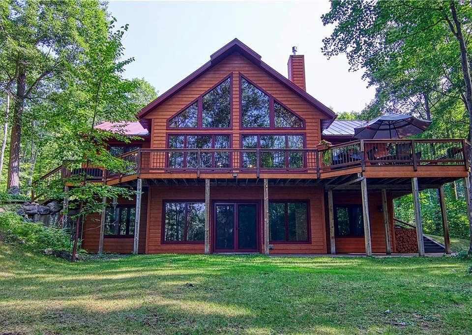 Northland Recreational Homes,54843