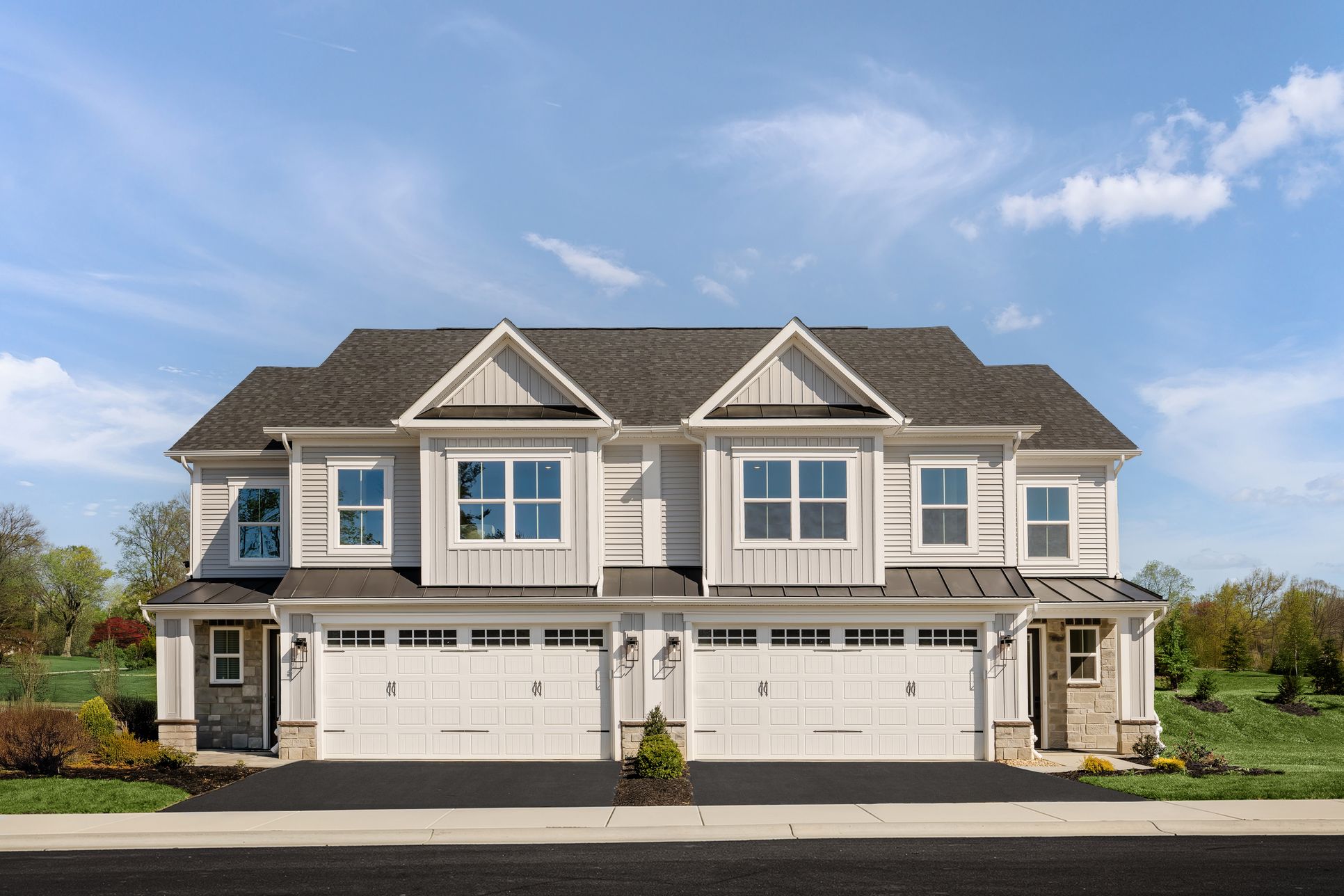 Kerger Pond featured semi-detached end unit twin villas for plenty of natural light.