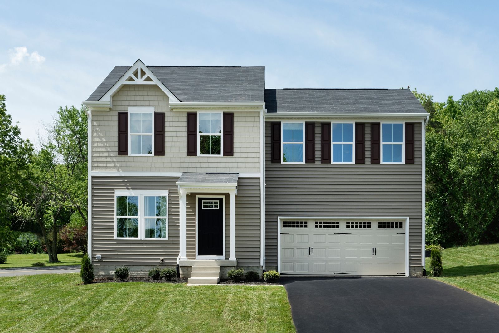 Welcome Home to Hidden Lakes!